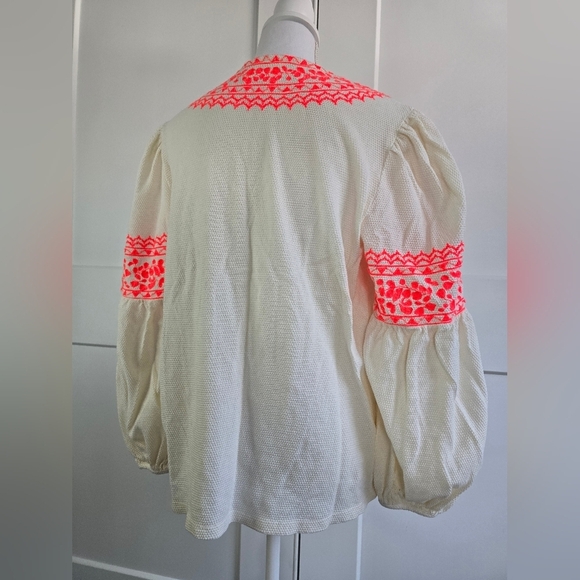 Maeve By Anthropologie Embroidered Cream and Pink Women's Top - Picture 11 of 13
